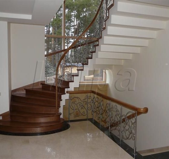 1.2.1 laiptai is uosio tonuoti